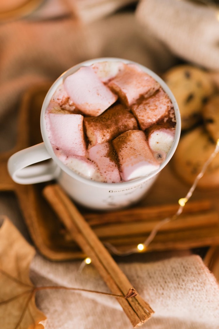 Marshmallows Recipe - Pink Marshmallows with Hot Cocoa